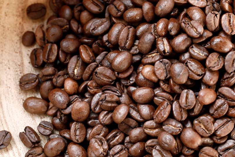 La producción mundial de café caería en la temporada 2023/2024: Rabobank