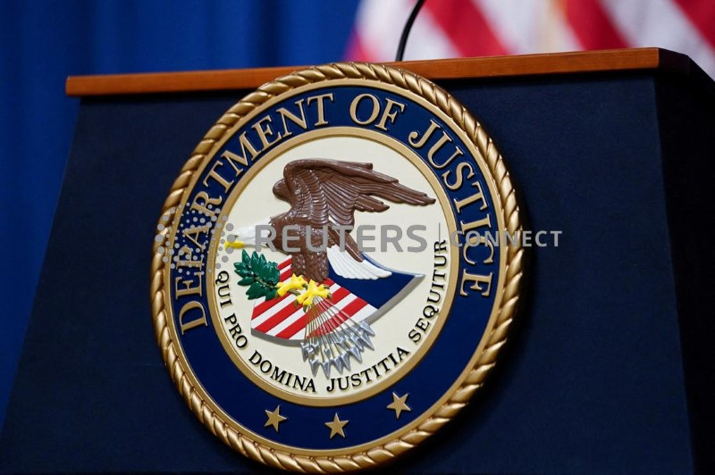 &copy; Reuters. Selo do Departamento de Justiça dos EUA na sede, em Washington
24/01/2023
REUTERS/Kevin Lamarque