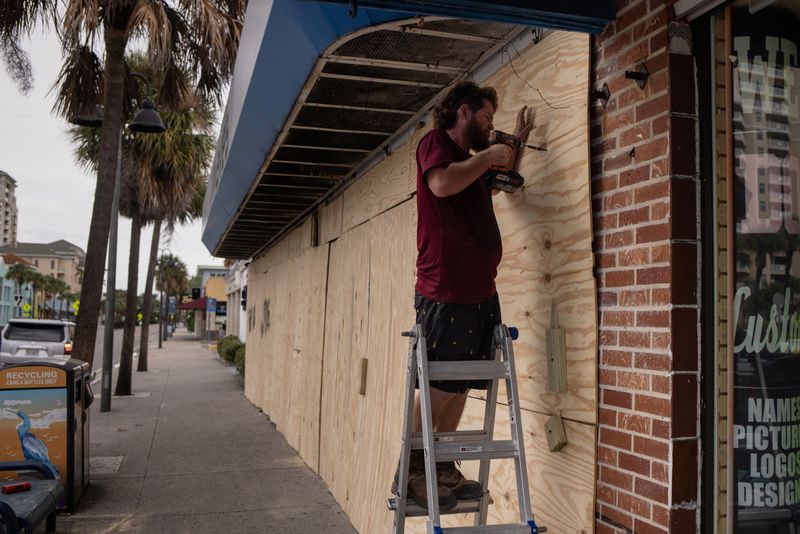 Hurricane Idalia grinds into Georgia after slamming Florida