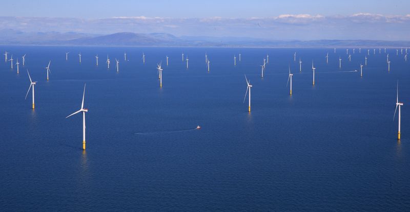 &copy; Reuters. FILE PHOTO: General view of the Walney Extension offshore wind farm operated by Orsted off the coast of Blackpool, Britain, September 5, 2018. REUTERS/Phil Noble/File Photo