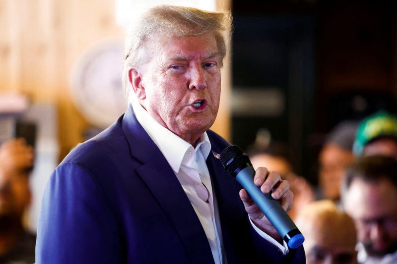 &copy; Reuters. FILE PHOTO: Republican presidential candidate and former U.S. President Donald Trump speaks as he campaigns at the Iowa State Fair in Des Moines, Iowa, U.S. August 12, 2023.  REUTERS/Evelyn Hockstein/File Photo