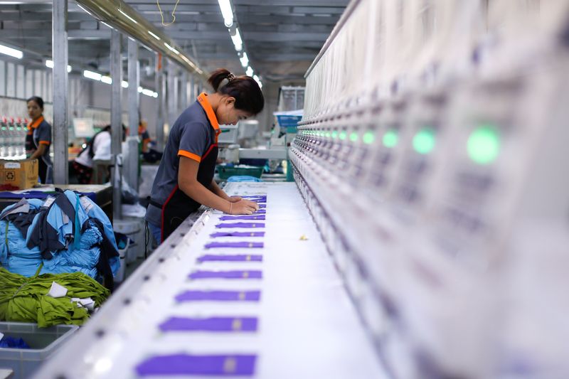 Thai July factory output falls more than forecast as exports slump