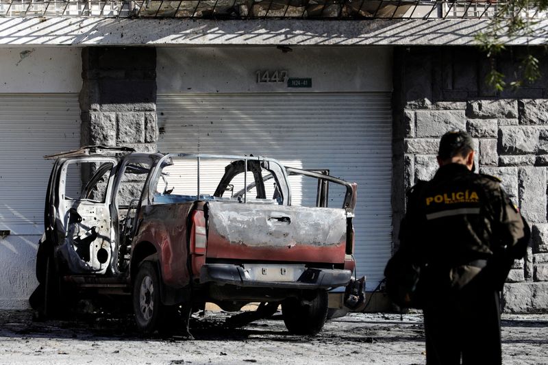 &copy; Reuters. Local da explosão de carro em Quito, no Equador
31/8/2023 REUTERS/Karen Toro