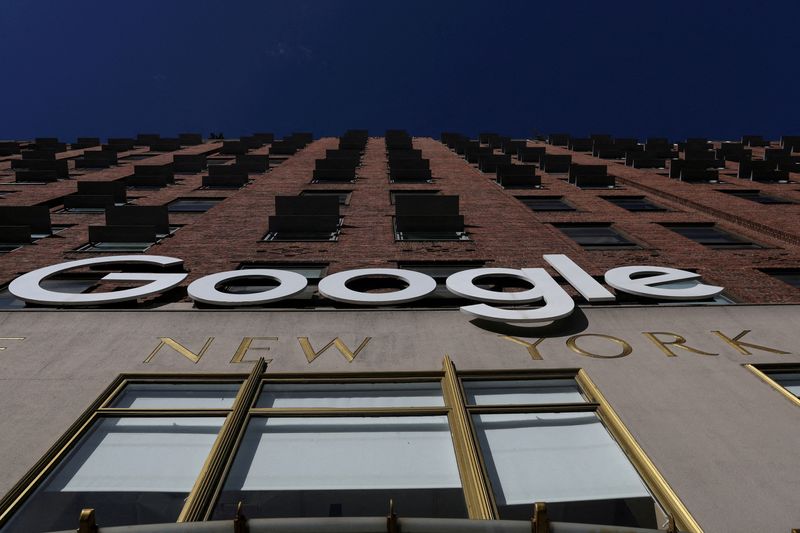 &copy; Reuters. FILE PHOTO: A Google LLC logo is seen at the Google offices in the Chelsea section of New York City, U.S., January 20, 2023.  REUTERS/Shannon Stapleton/File Photo/File Photo