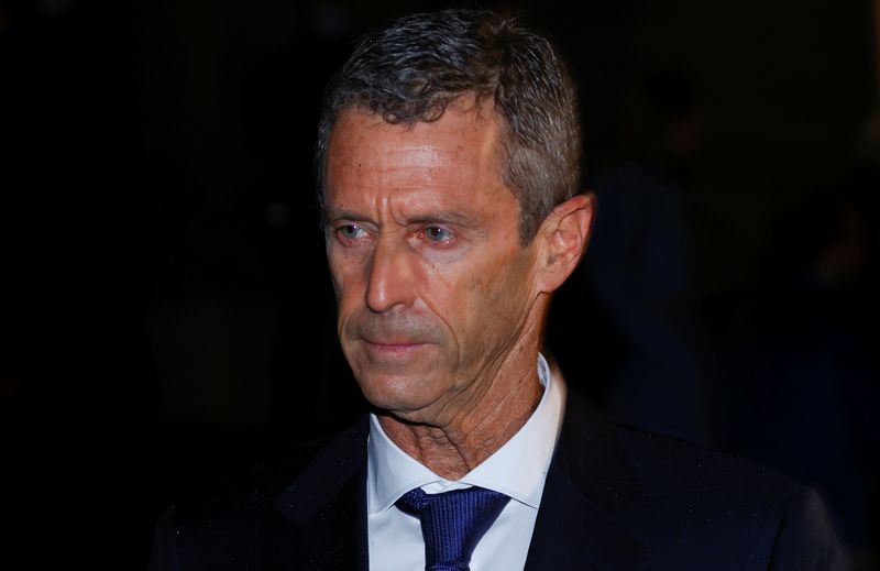 &copy; Reuters. FILE PHOTO: Israeli billionaire Beny Steinmetz leaves the courthouse after a verdict on corruption charges, in Geneva, Switzerland January 22, 2021. REUTERS/Denis Balibouse/File Photo