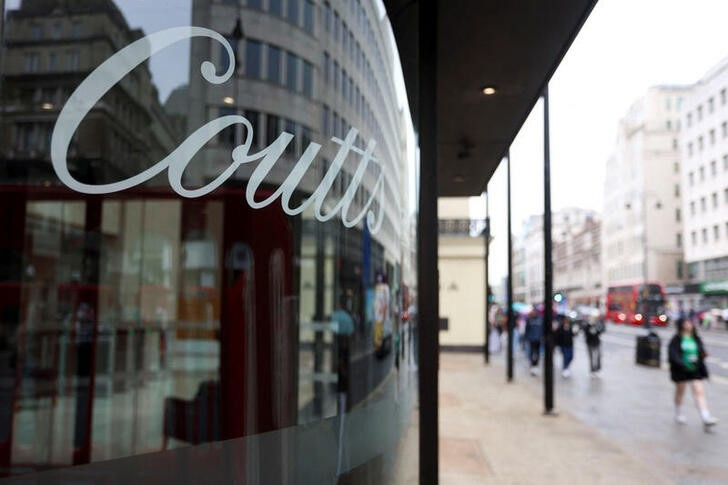 © Reuters. Signage is seen outside a branch of Coutts Bank in London, Britain, July 26, 2023. REUTERS/Susannah Ireland