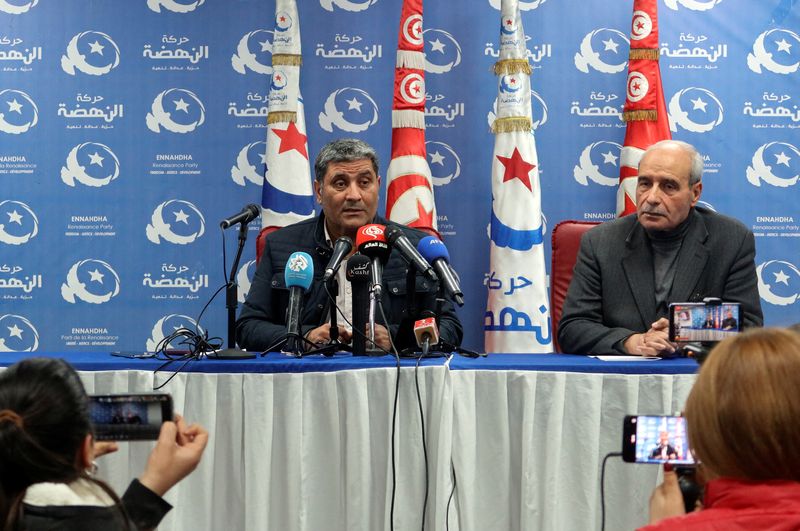 &copy; Reuters. الرئيس المؤقت لحركة النهضة التونسية المعارضة منذر الونيسي خلال مؤتمر صحفي في تونس يوم 17 أبريل نيسان 2023. تصوير: جهاد عبد اللاوي - رويترز.