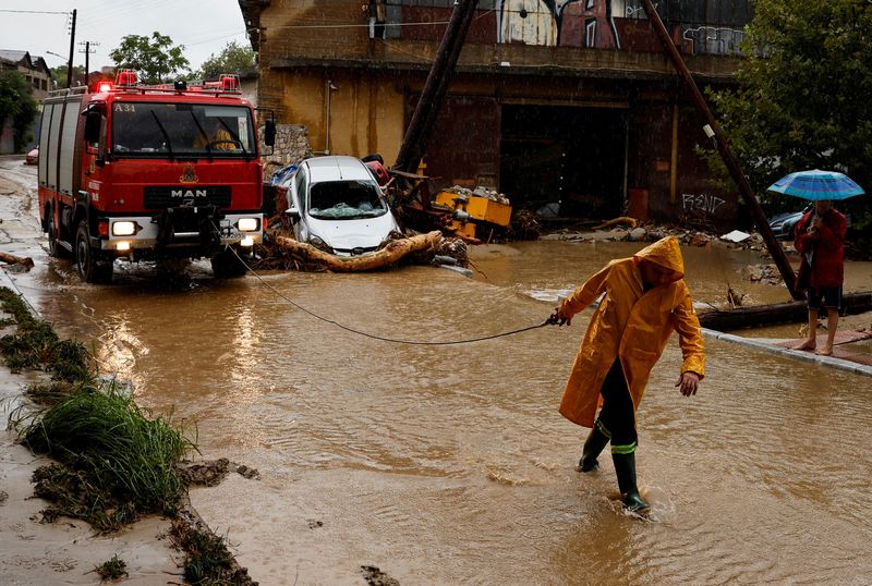 &copy; Reuters. Des dégâts causés par la tempête Daniel à Volos, en Grèce. /Photo prise le 6 septembre 2023/REUTERS/Louisa Gouliamaki     