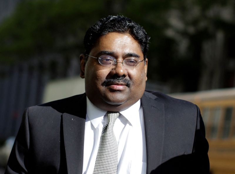 &copy; Reuters. FILE PHOTO: Galleon hedge fund founder Raj Rajaratnam arrives at Manhattan Federal Court in New York May 10, 2011. REUTERS/Brendan McDermid/File Photo