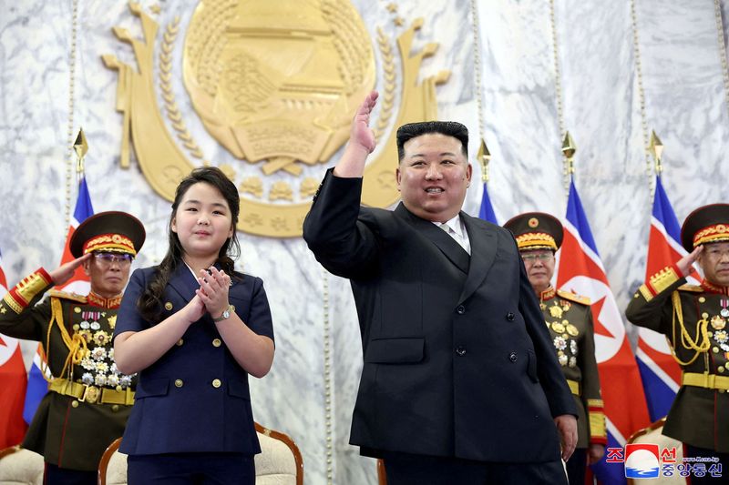 Kim Jong-un organise une parade pour le 75e anniversaire de la fondation de la Corée du Nord