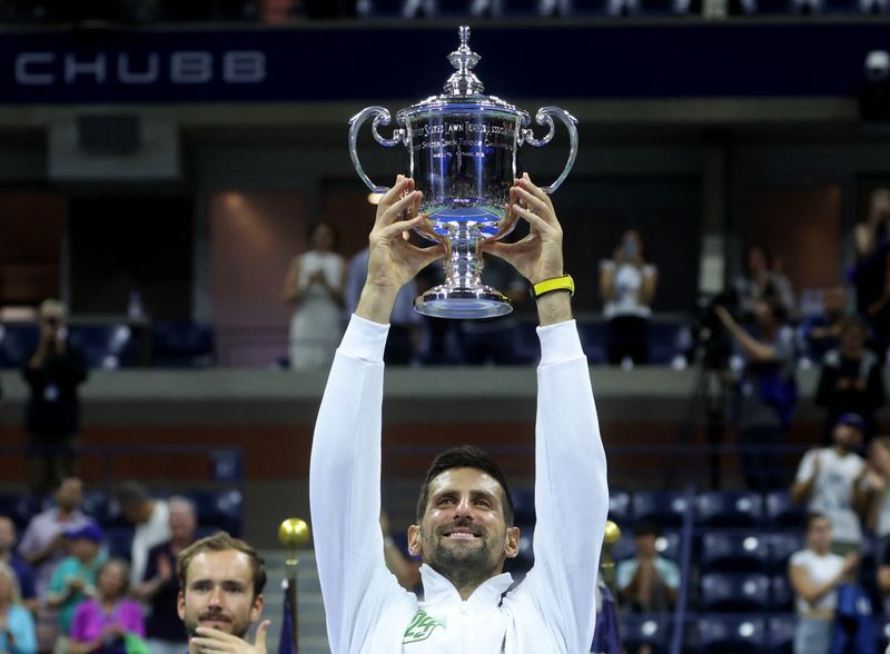 Djokovic conquista US Open e iguala recorde de Grand Slams