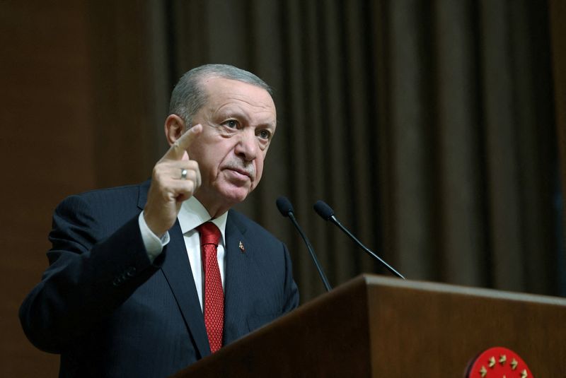 &copy; Reuters. الرئيس التركي رجب طيب أردوغان خلال تقديم توقعات البرنامج الاقتصادي على المدى المتوسط بأنقرة يوم السادس من سبتمبر أيلول 2023. صورة لرويترز. يح