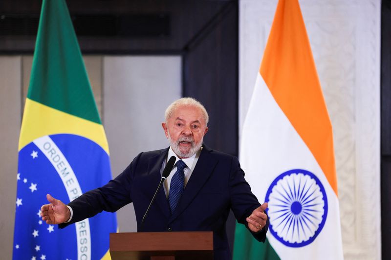 &copy; Reuters. El presidente de Brasil, Luiz Inácio Lula da Silva, habla durante una rueda de prensa en un hotel tras la Cumbre del G20, en Nueva Delhi, India. 11 de septiembre de 2023. REUTERS/Anushree Fadnavis