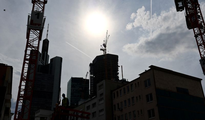 &copy; Reuters. FILE PHOTO: Construction sites are photographed in Frankfurt, Germany, July 19, 2023. REUTERS/Kai Pfaffenbach/File Photo