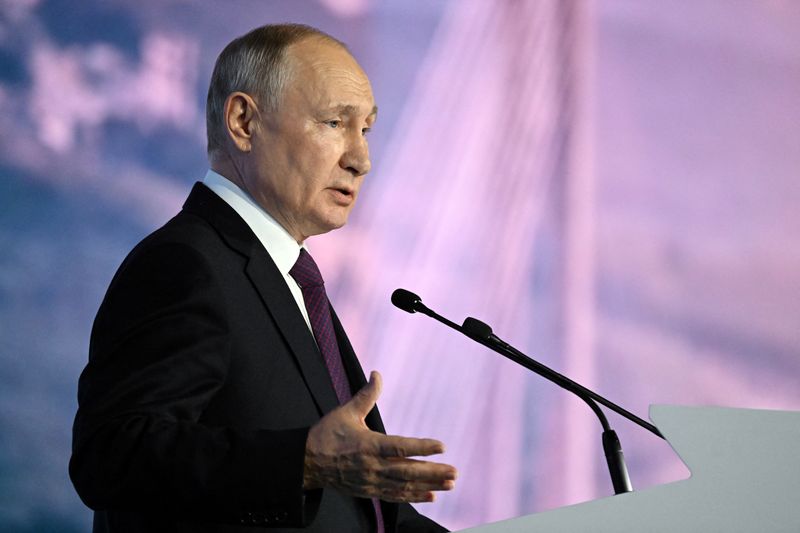 Putin says IOC is distorting Olympic ideal