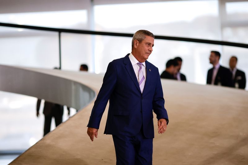 &copy; Reuters. Former Brazil's Defence Minister Walter Souza Braga Netto arrives at a ceremony about the National Policy for Education at the Planalto Palace in Brasilia, Brazil June 20, 2022. REUTERS/Ueslei Marcelino/File photo