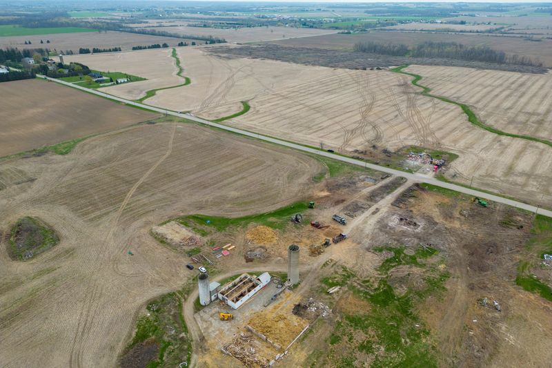 © Reuters. FILE PHOTO: View shows the site where the gigafactory for electric vehicle battery production by Volkswagen Group's battery company PowerCo SE will be built in St. Thomas, Ontario, Canada April 21, 2023.  REUTERS/Carlos Osorio/File Photo