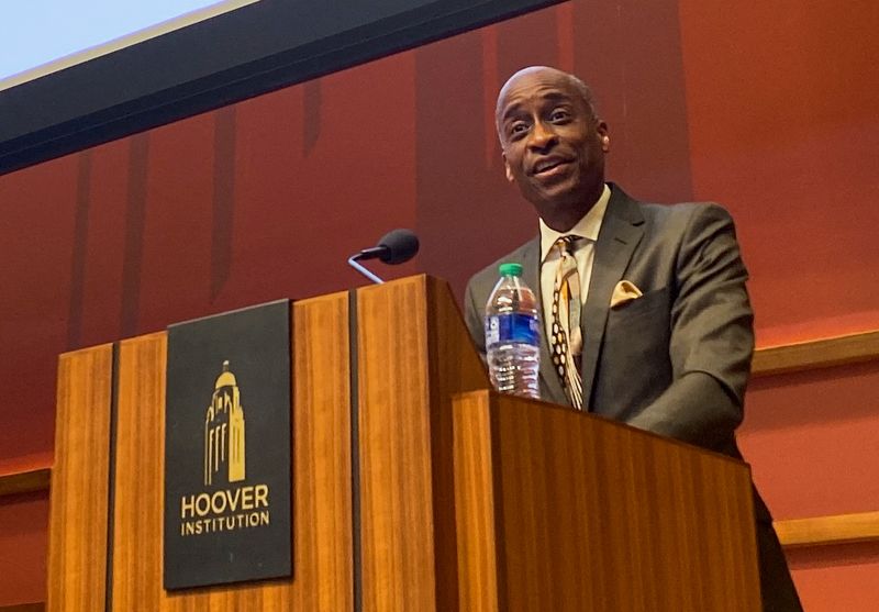 &copy; Reuters. Federal Reserve Governor Philip Jefferson speaks at a monetary policy conference at the Hoover Institution, in Palo Alto, California, U.S. May 12, 2023. Earlier in the day he was nominated by U.S. President Joe Biden to be the Fed's next vice chair. REUTE