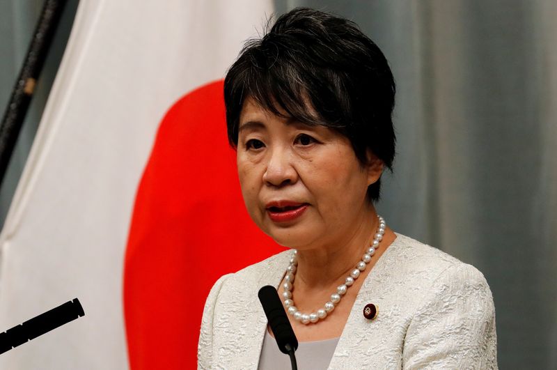 &copy; Reuters. وزيرة خارجية اليابان يوكو كاميكاوا خلال مؤتمر صحفي في صورة من أرشيف رويترز.
