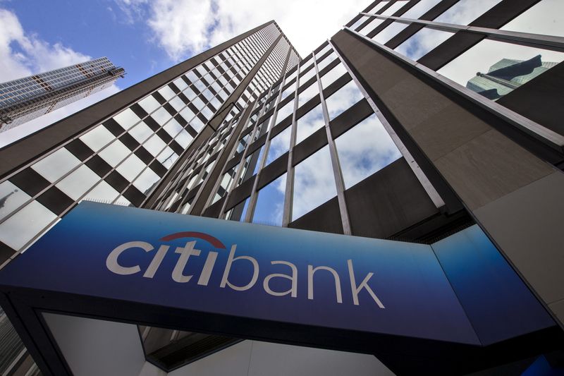 &copy; Reuters. FILE PHOTO: A view of the exterior of the Citibank corporate headquarters in New York, New York, U.S. May 20, 2015. REUTERS/Mike Segar/File Photo