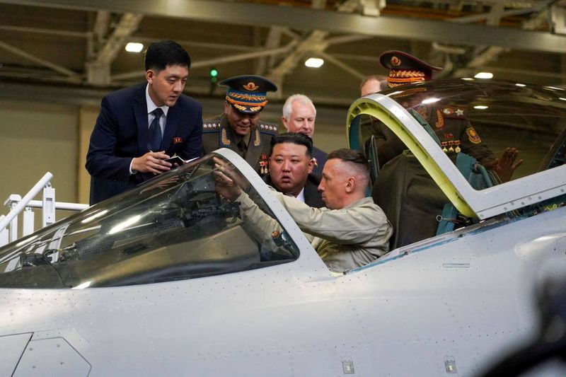 © Reuters. North Korean leader Kim Jong Un visits an aircraft manufacturing plant in the city of Komsomolsk-on-Amur in the Khabarovsk region, Russia, September 15, 2023. Courtesy Governor of Russia's Khabarovsk Krai Mikhail Degtyarev Telegram Channel via REUTERS