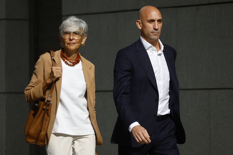 &copy; Reuters. Luis Rubiales na chegada ao tribunal em Madri
 15/9/2023    REUTERS/Susana Vera