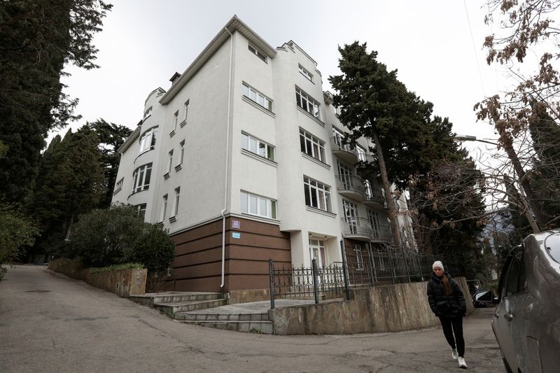 &copy; Reuters. Un bâtiment à Yalta, en Crimée. /Photo prise le 8 février 2023/REUTERS/Alexey Pavlishak