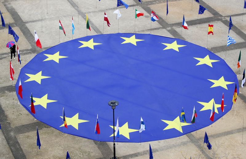 De EU moet de besluitvorming vóór de uitbreiding herzien - Frans-Duits document