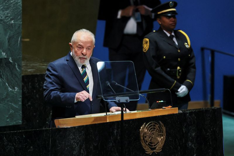 &copy; Reuters. Presidente Luiz Inácio Lula da Silva discursa na abertura da Assembleia Geral da ONU, em Nova York
19/09/2023
REUTERS/Brendan McDermid