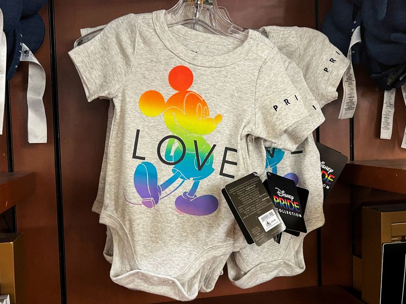 &copy; Reuters. FILE PHOTO: Items with a rainbow-coloured design are seen in a Pride section of a gift shop at the Walt Disney World Magic Kingdom theme park in Orlando, Florida, U.S. July 30, 2022.  REUTERS/Octavio Jones/File Photo