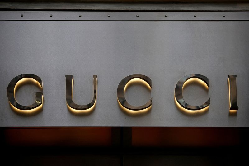 &copy; Reuters. Photo d'archives du logo de Gucci. /Photo prise le 27 janvier 2023 à Paris, France/REUTERS/Sarah Meyssonnier