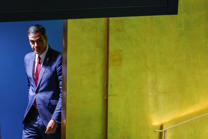 &copy; Reuters. FILE PHOTO: Spain's Prime Minister Pedro Sanchez arrives to address the 78th Session of the U.N. General Assembly in New York City, U.S., September 20, 2023.  REUTERS/Eduardo Munoz/File Photo