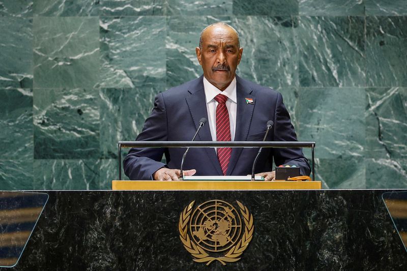 &copy; Reuters. قائد الجيش السوداني الفريق أول ركن عبد الفتاح البرهان يتحدث خلال جلسة الجمعية العامة للأمم المتحدة في نيويورك يوم 21 سبتمبر أيلول 2023. تصوير: 