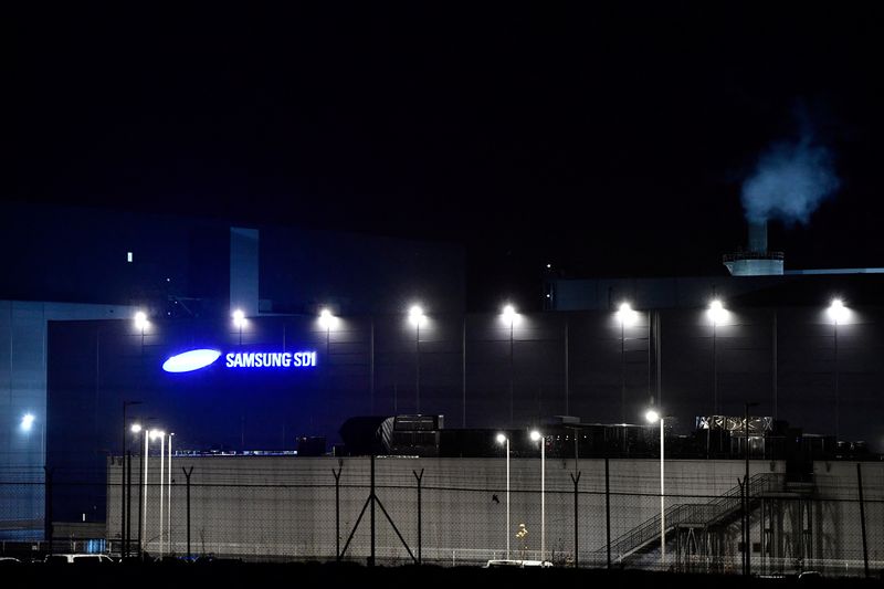 &copy; Reuters. FILE PHOTO: A general view of the Samsung SDI battery factory in God, Hungary, December 12, 2022. REUTERS/Marton Monus/file photo