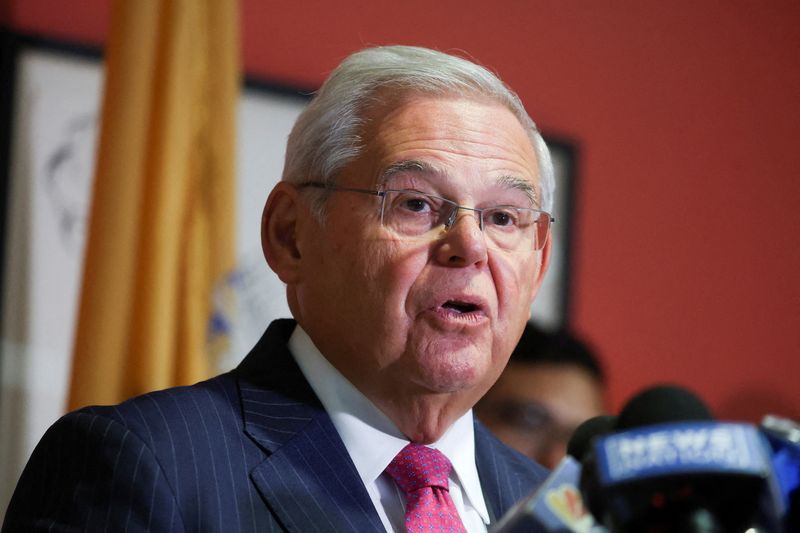 &copy; Reuters. FILE PHOTO: U.S. Senator Robert Menendez, Democrat of New Jersey,delivers remarks, after he and his wife Nadine Menendez were indicted on bribery offenses in connection with an alleged corrupt relationship with three New Jersey businessmen, in Union City,