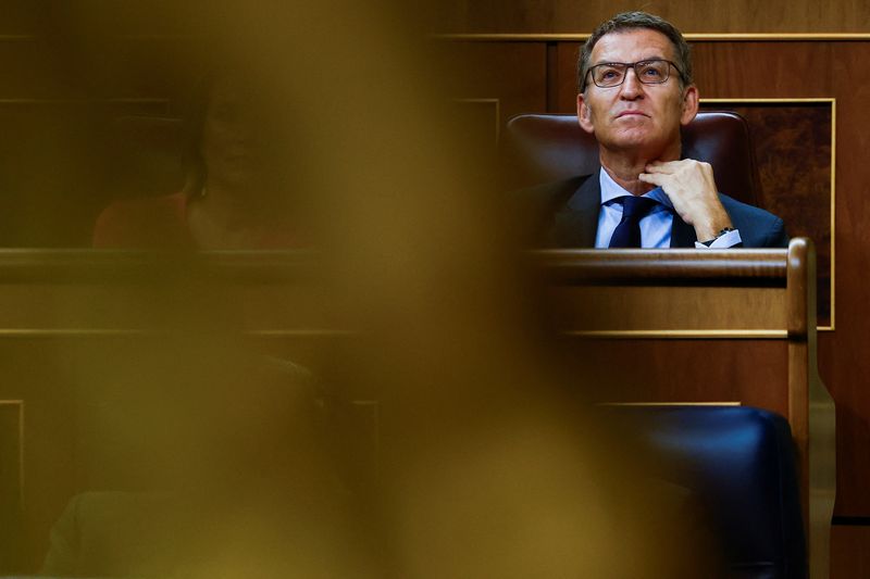 &copy; Reuters. Alberto Núñez Feijóo no Parlamento em Madri
 27/9/2023    REUTERS/Susana Vera