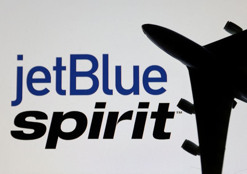 &copy; Reuters. FILE PHOTO: Airplane model is placed on displayed Spirit Airlines and jetBlue Airways logos in this illustration taken, June 21, 2022. REUTERS/Dado Ruvic/Illustrations/File Photo