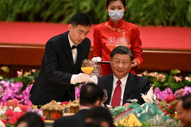 &copy; Reuters. Chinese President Xi Jinping attends a reception dinner at the Great Hall of the People ahead of China's National Day in Beijing, China on September 28, 2023.  Jade Gao/Pool via REUTERS