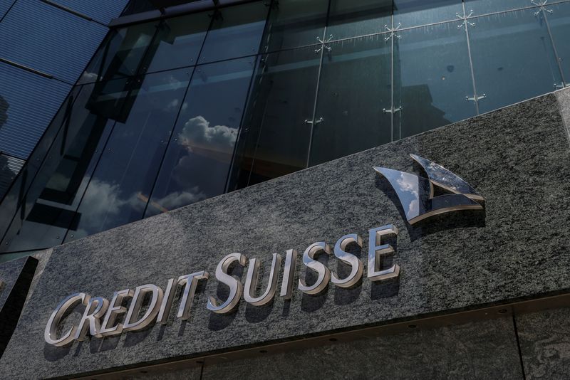 &copy; Reuters. FILE PHOTO: The logo of Credit Suisse is seen outside its office building in Hong Kong, China, August 8, 2023. REUTERS/Tyrone Siu/file photo