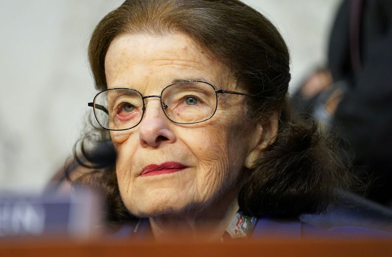 &copy; Reuters. U.S. Senator Dianne Feinstein (D-CA) attends a Senate Judiciary Committee executive business meeting to vote on legislation and pending nominations before the committee, on Capitol Hill in Washington, U.S., May 11, 2023.  REUTERS/Kevin Lamarque/ File Phot