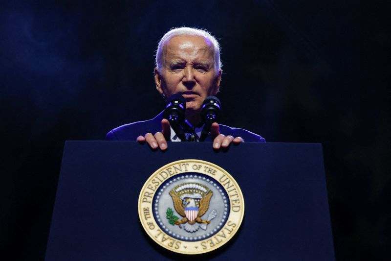 &copy; Reuters. U.S. President Joe Biden delivers remarks on democracy during an event honoring the legacy of late U.S. Senator John McCain at the Tempe Center for The Arts in Tempe, Arizona, U.S., September 28, 2023. REUTERS/Evelyn Hockstein/ File Photo