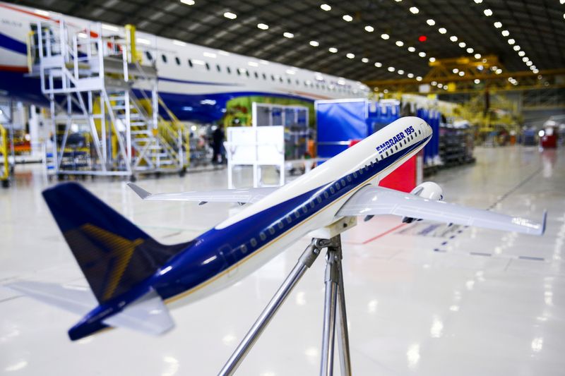 &copy; Reuters. FILE PHOTO: A view of a miniature airplane at the assembly line of the Embraer aircraft factory in Sao Jose dos Campos, Brazil, May 30, 2022. REUTERS/Carla Carniel/File Photo