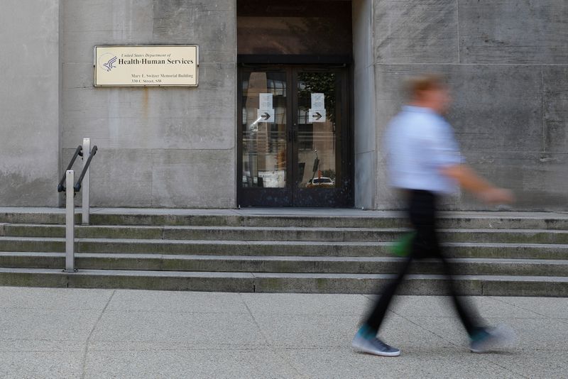 &copy; Reuters. An exterior view of the United States Health and Human Services Building on C Street Soutwest in Washington, U.S., July 29, 2019. REUTERS/Tom Brenner/File Photo