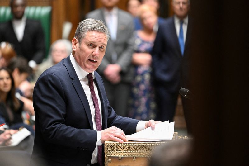 &copy; Reuters. FILE PHOTO: British Labour Party leader Keir Starmer speaks during Prime Minister's Questions, at the House of Commons in London, Britain, May 24, 2023. UK Parliament/Jessica Taylor/Handout via REUTERS/ File Photo