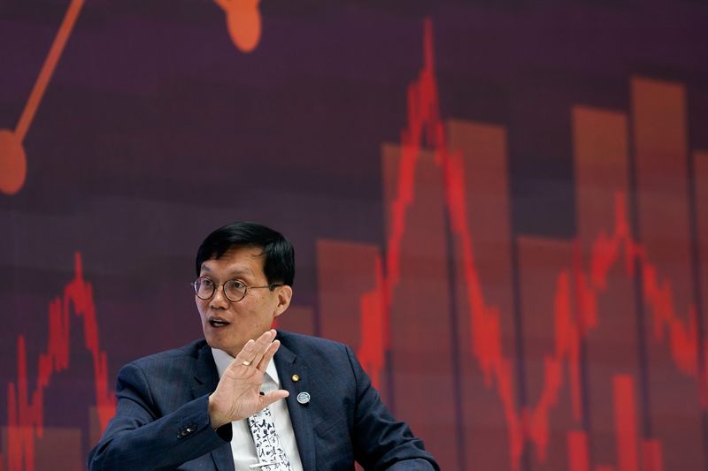 &copy; Reuters. Rhee Chang-yong, Governor of the Bank of Korea, participates in a panel titled “How Should Central Banks Battle High Inflation?” at the 2023 Spring Meetings of the World Bank Group and the International Monetary Fund in Washington, U.S., April 14, 202
