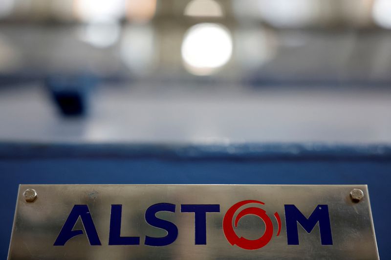 &copy; Reuters. Le logo d'Alstom à Flamanville. /Photo prise le 14 juin 2022/REUTERS/Sarah Meyssonnier