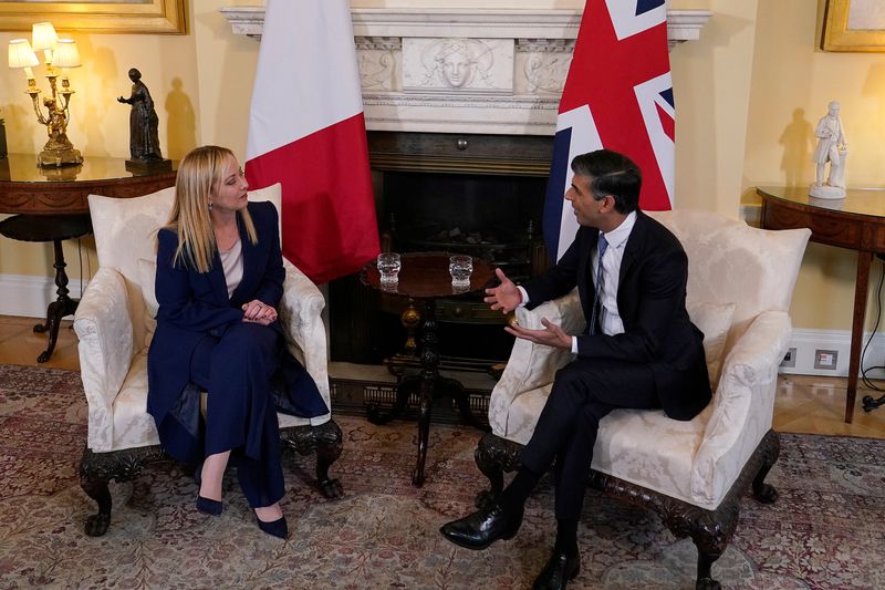 &copy; Reuters. FILE PHOTO: Britain's Prime Minister Rishi Sunak and Italian Prime Minister Giorgia Meloni meet for bilateral talks at 10 Downing Street in London, Thursday, April 27, 2023. Alberto Pezzali/Pool via REUTERS