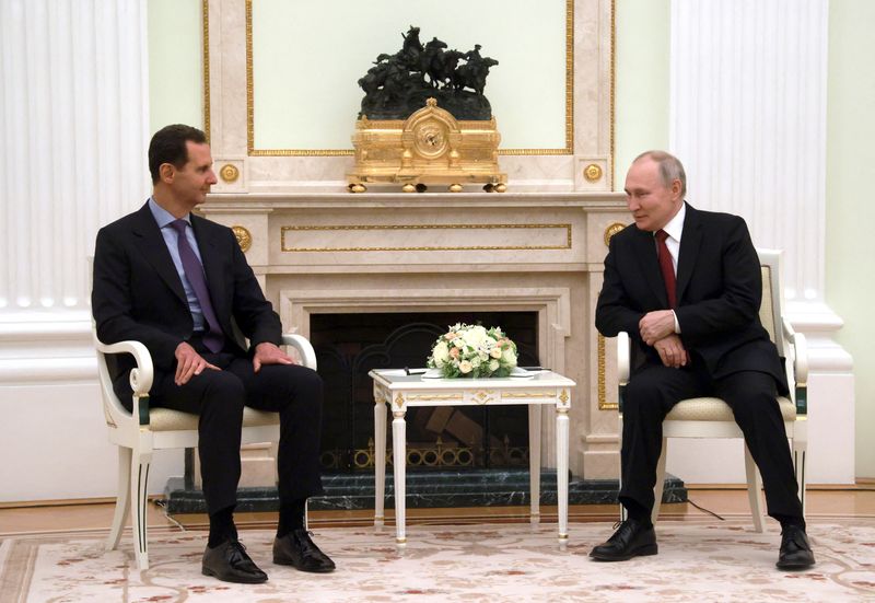 © Reuters. الرئيس الروسي فلاديمير بوتين خلال اجتماع مع نظيره السوري بشار الأسد في الكرملين بموسكو يوم 15 مارس آذار 2023. صورة لرويترز من ممثل لوكالات الأنباء.