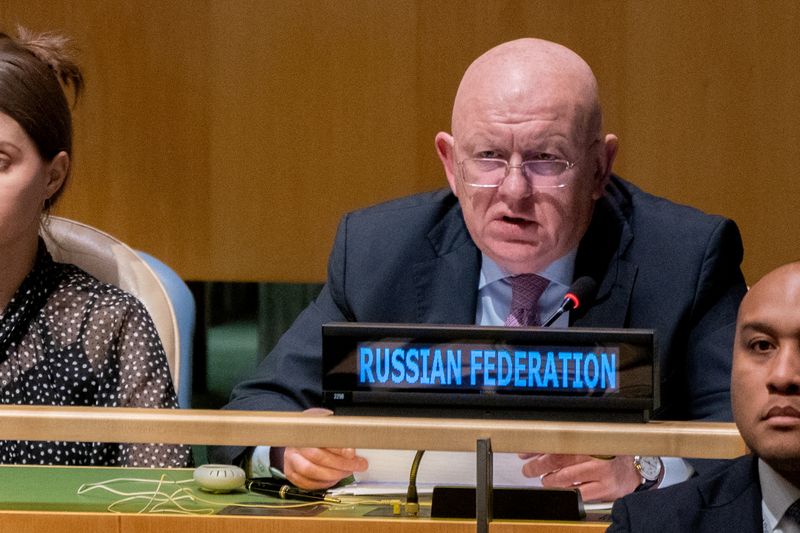 &copy; Reuters. Embaixador da Rússia na ONU, Vassily Nebenzia, discursa para membros da Assembleia Geral das Nações Unidas na sede da entidade em Nova York
12/10/2022 REUTERS/David 'Dee' Delgado