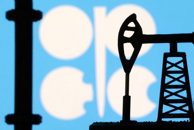 &copy; Reuters. 　１０月９日、石油輸出国機構（ＯＰＥＣ）は、世界の中長期の石油需要見通しを引き上げた。写真はＯＰＥＣのロゴ。８日撮影（２０２３年　ロイター／Dado Ruvic）